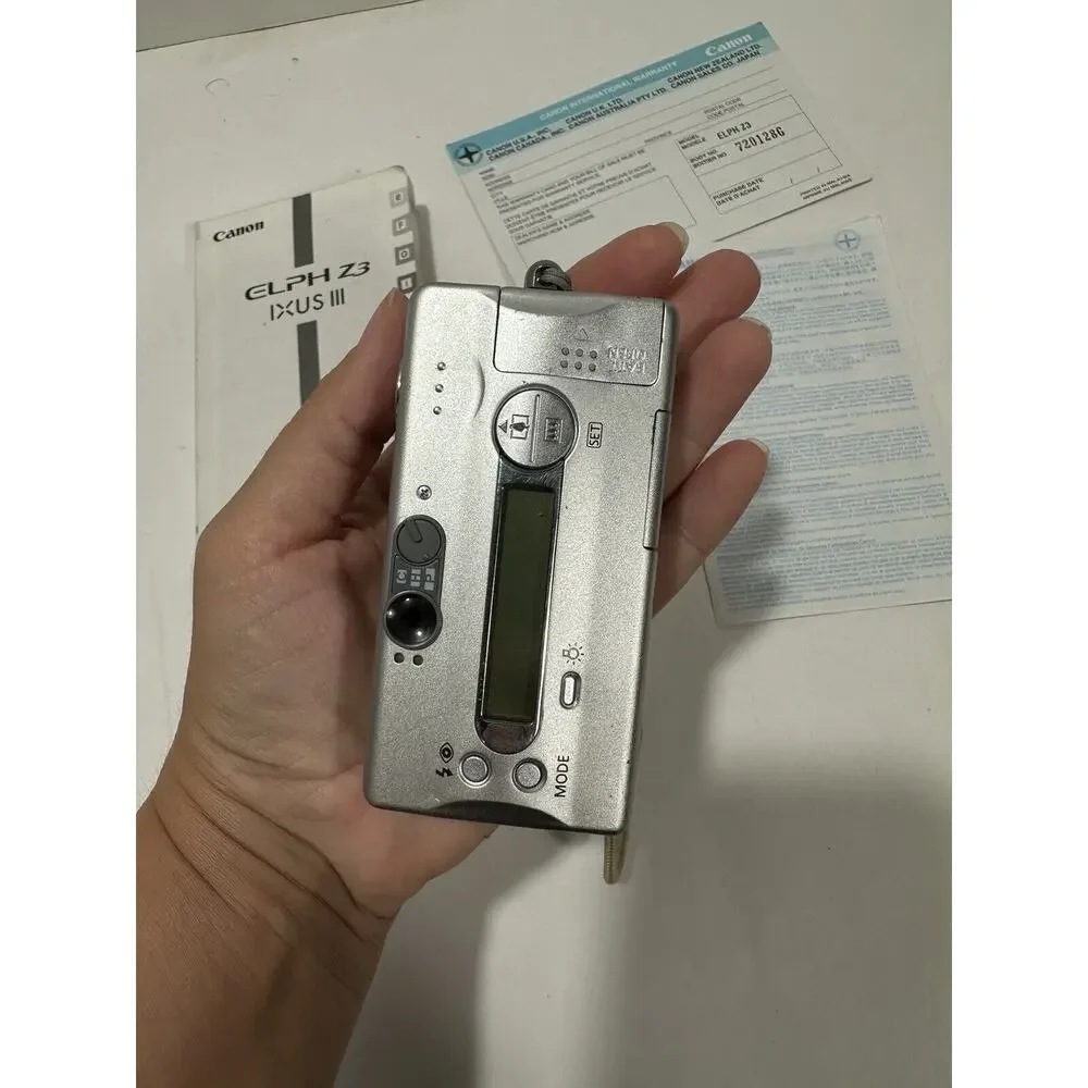Canon ELPH Z3 Compact Digital APS Point Shoot Camera Zoom Silver Manual‎